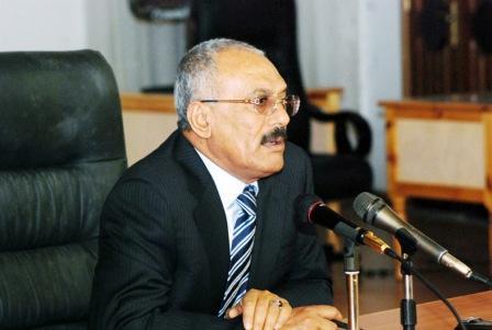 رئيس الجمهورية يلقي محاضرته أمام منتسبي الأكاديمية العسكرية العليا أمس